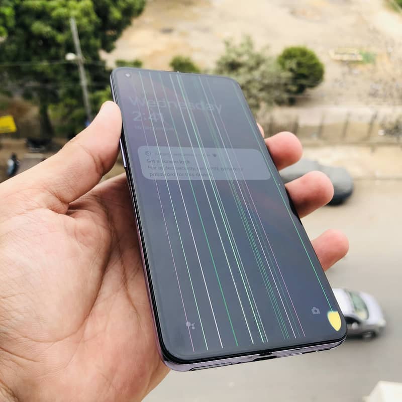 One Plus 9 5G 1