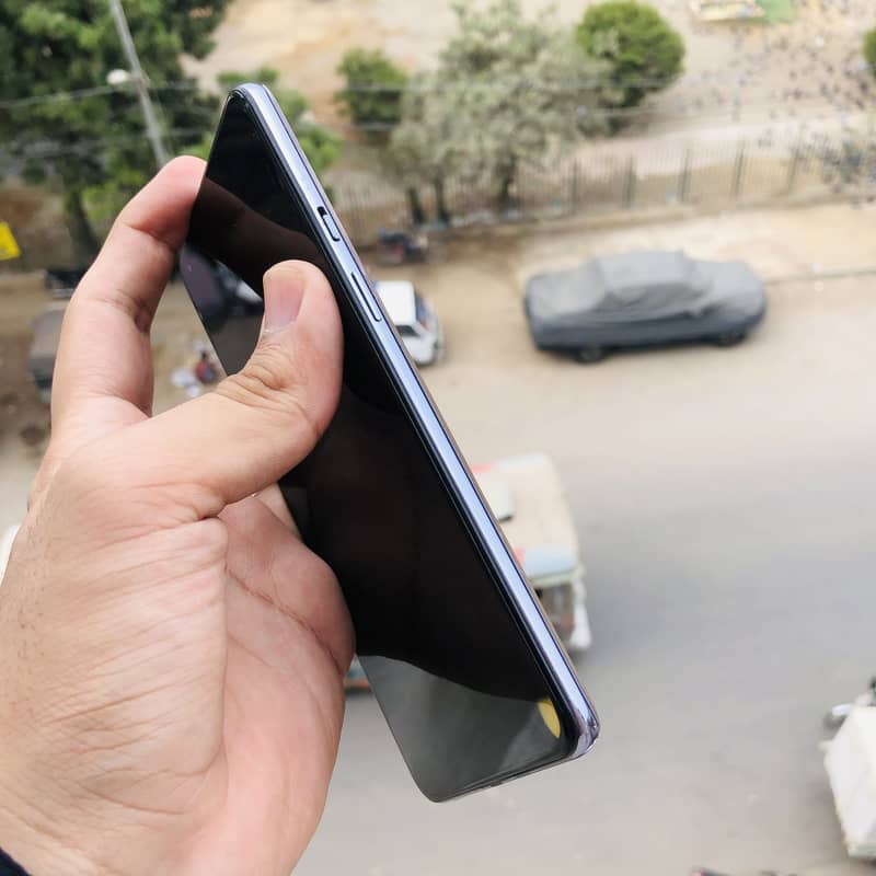 One Plus 9 5G 6