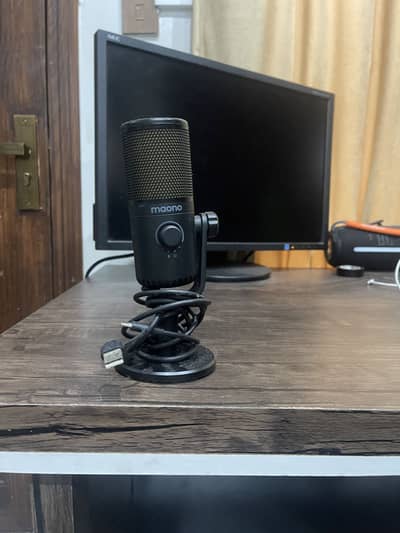 Maono PM461TR USB Condenser Mic – Podcast/Streaming/Recording