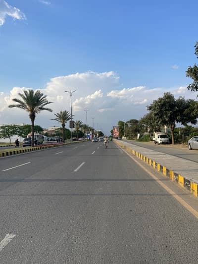 1 Kanal +150 Ft Road Clear Plot