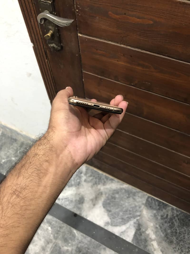 Apple iPhone XS 2
