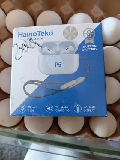 earphones