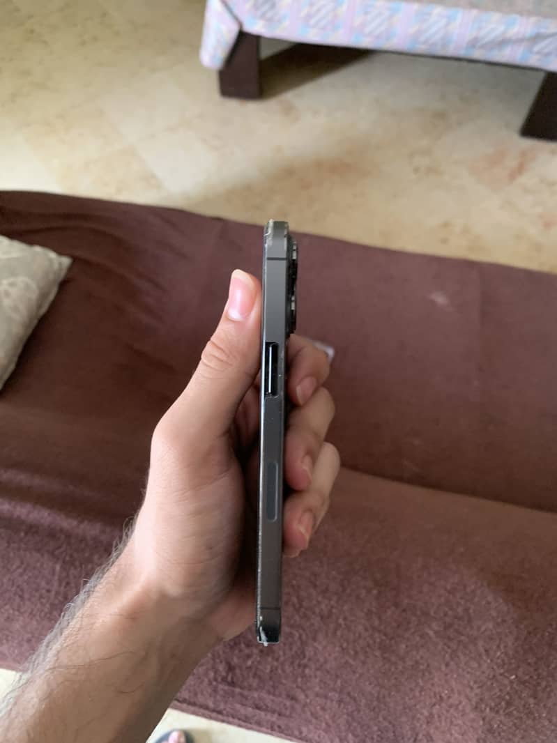 Iphone 13 pro 4