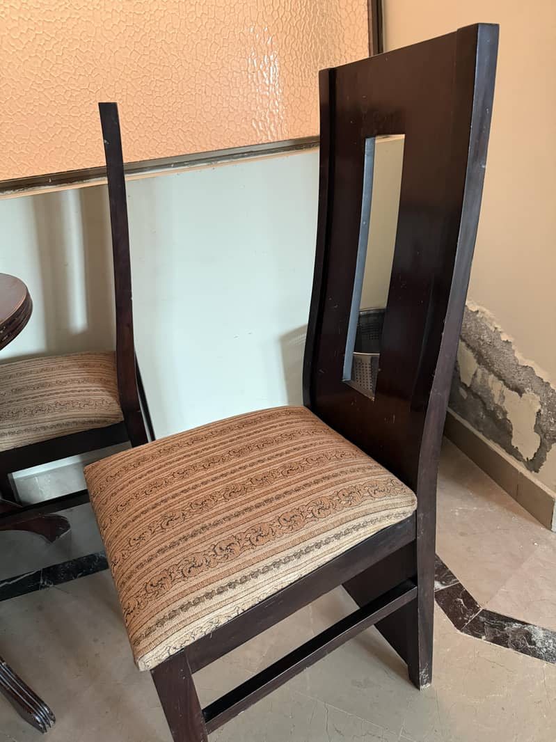 dining table with 4 chairs 2