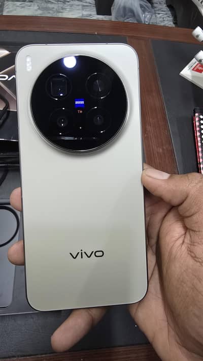 Vivo X300 Pro