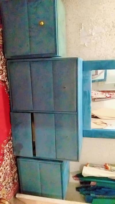 dressing table with mirror & 2 side tables