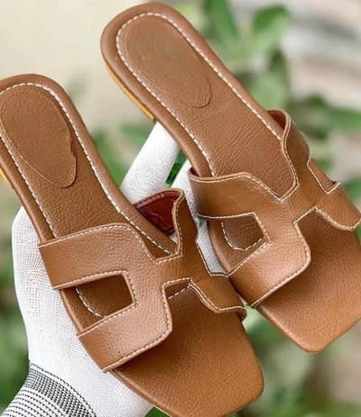 Women H-Strap Rexine Flat Shoes Brown