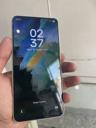 Samsung Mobile S21 FE