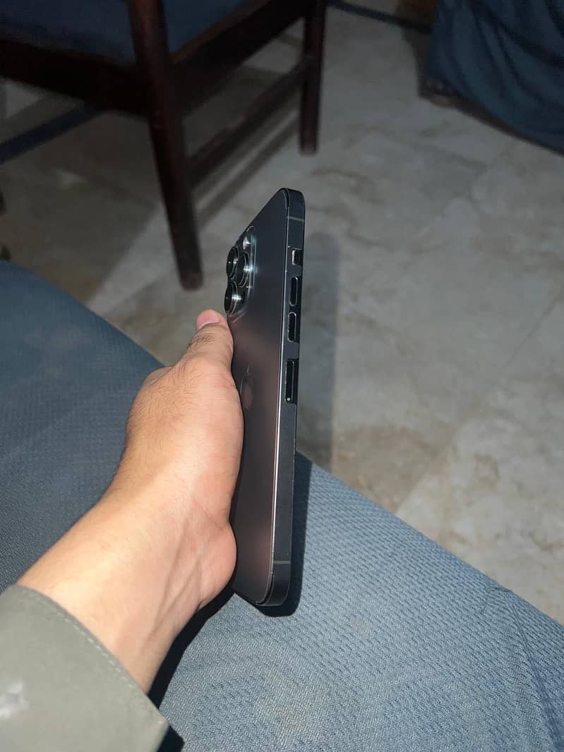 Apple iPhone 13 Pro Max 3
