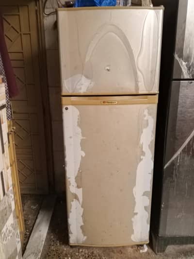 Dawalance fridge