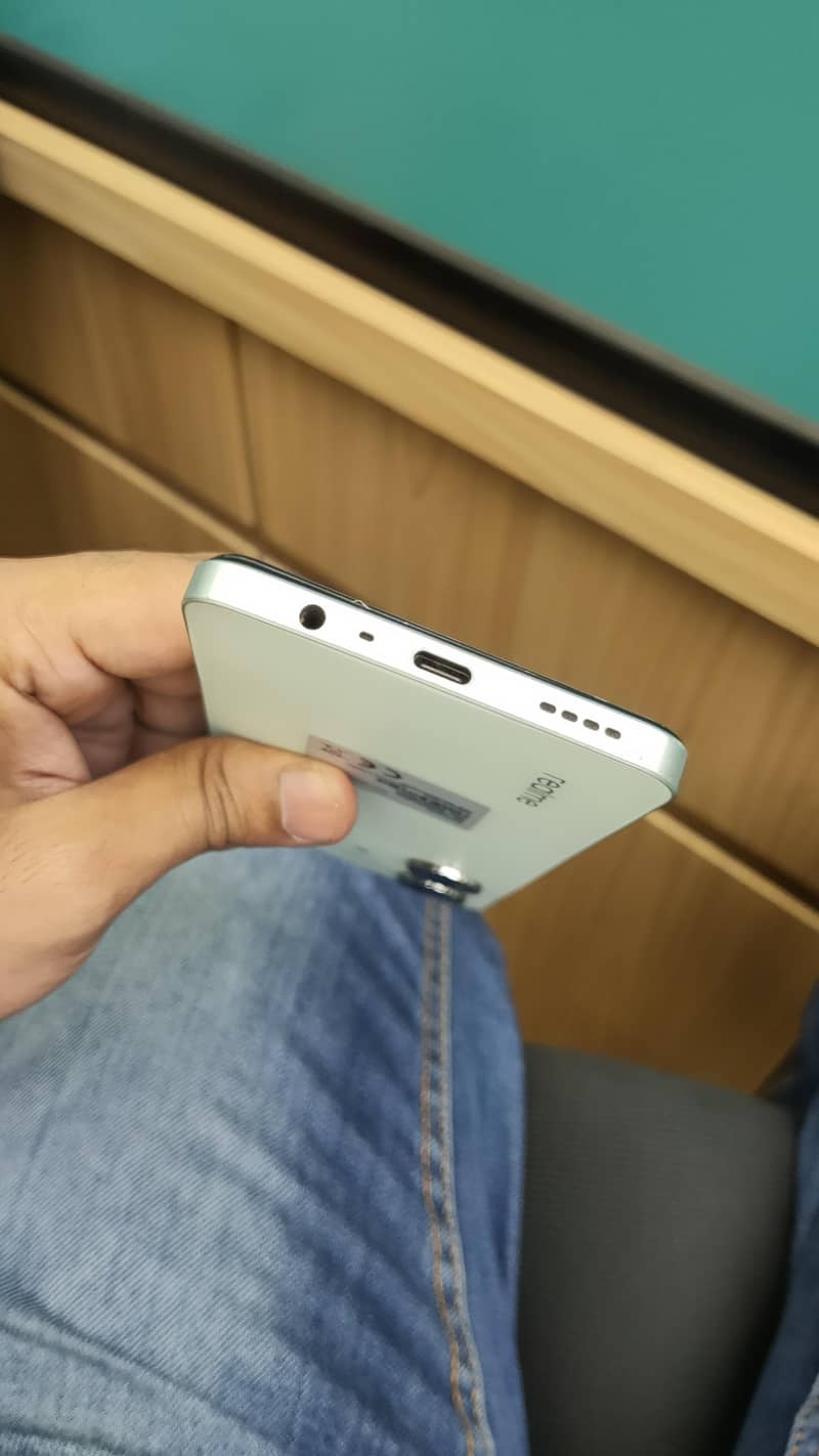 Realme Note 60x 1