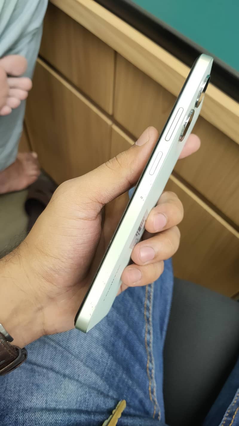 Realme Note 60x 4