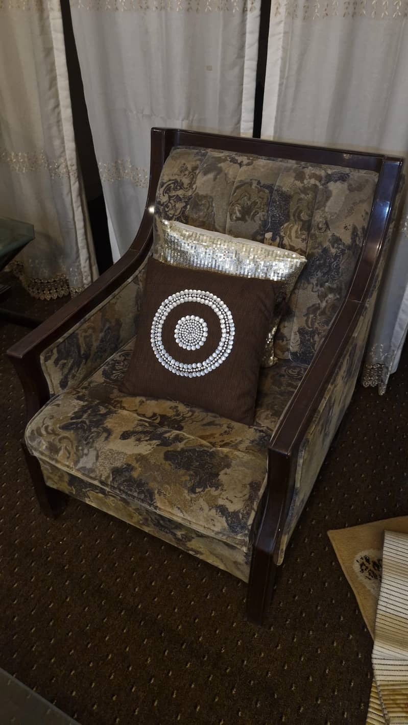 SOFA & TABLE SET 3