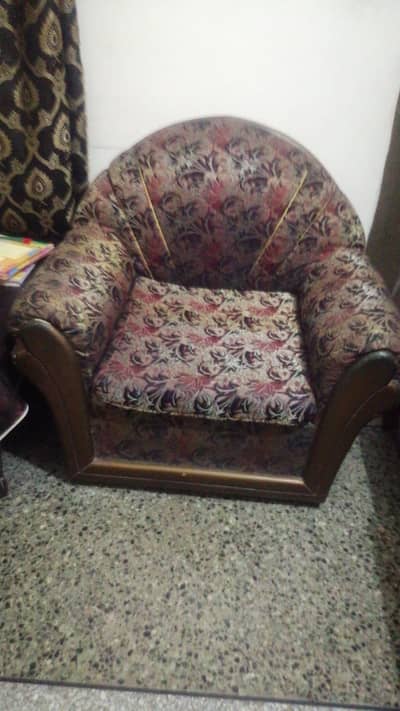 6 seater sofa for sale at reasonable price