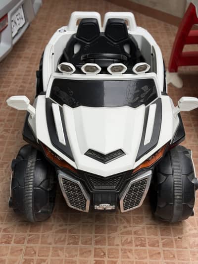 Kids jeep car
