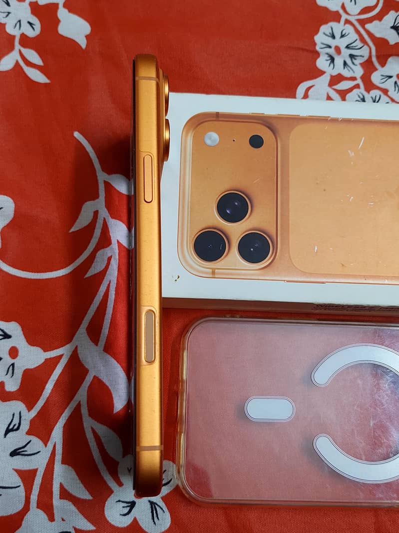 iPhone 17 Pro Max 2