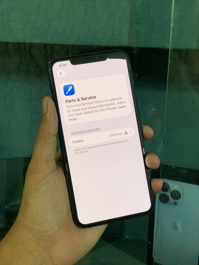 Apple iPhone 11 Pro Max 4