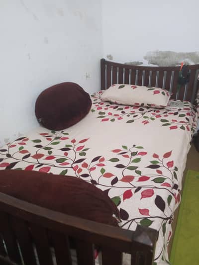 bed (pure sheesham wood) and dresser