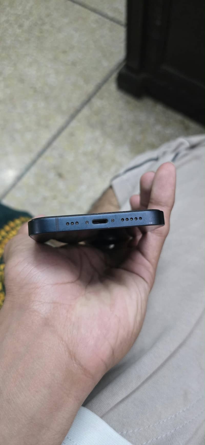 Apple iPhone 13 5