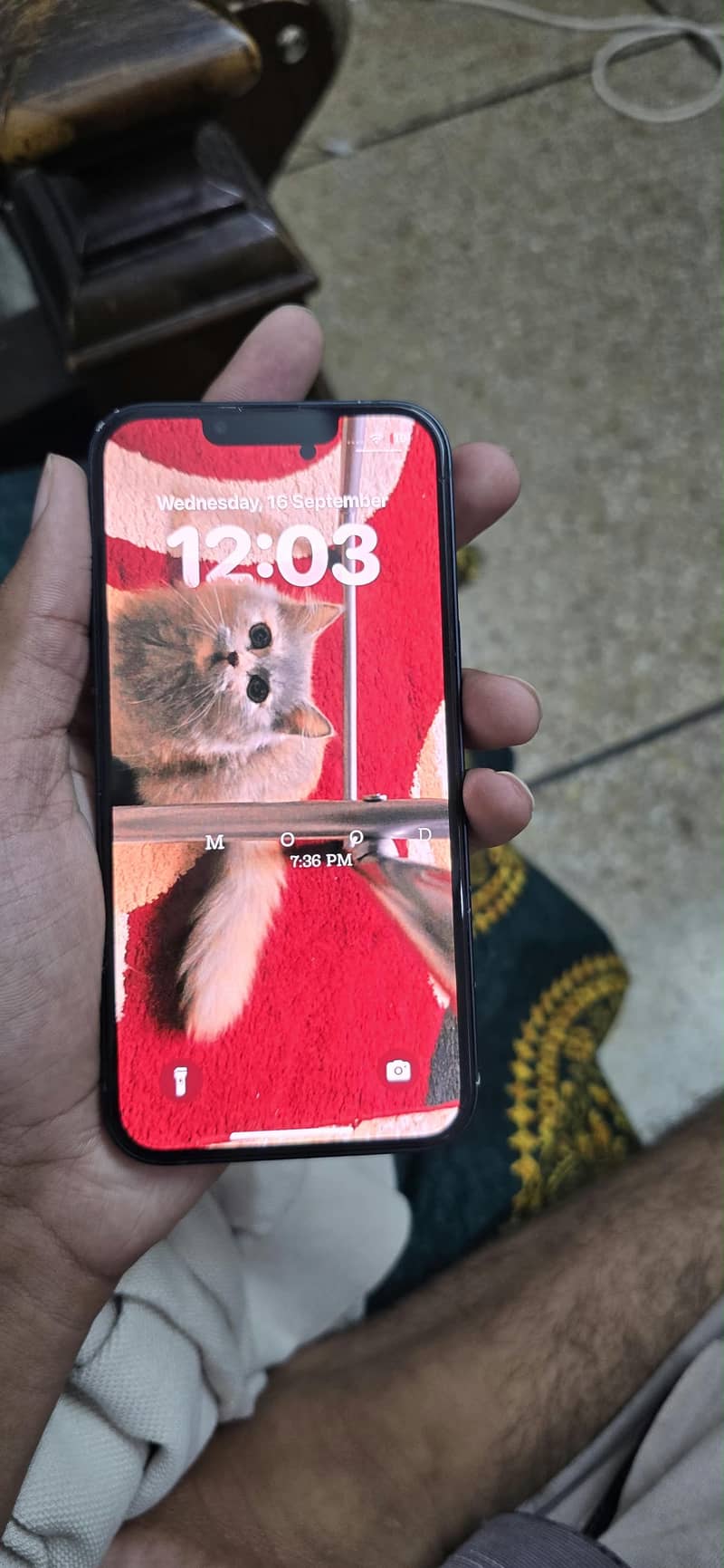 Apple iPhone 13 9