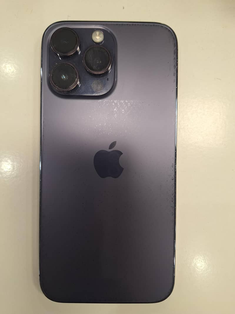 Apple iPhone 14 Pro Max 1