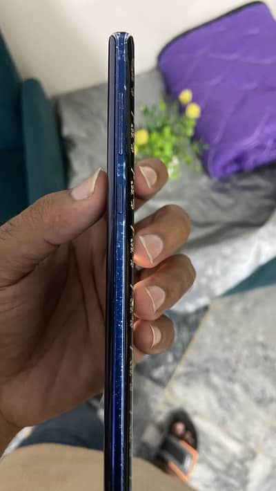 Samsung Mobile Note 9 offical pta approved descrpition parh lo phele