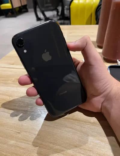Apple  iPhone XR PTA