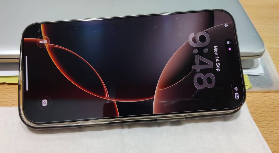Apple iPhone 16 Pro Max 1