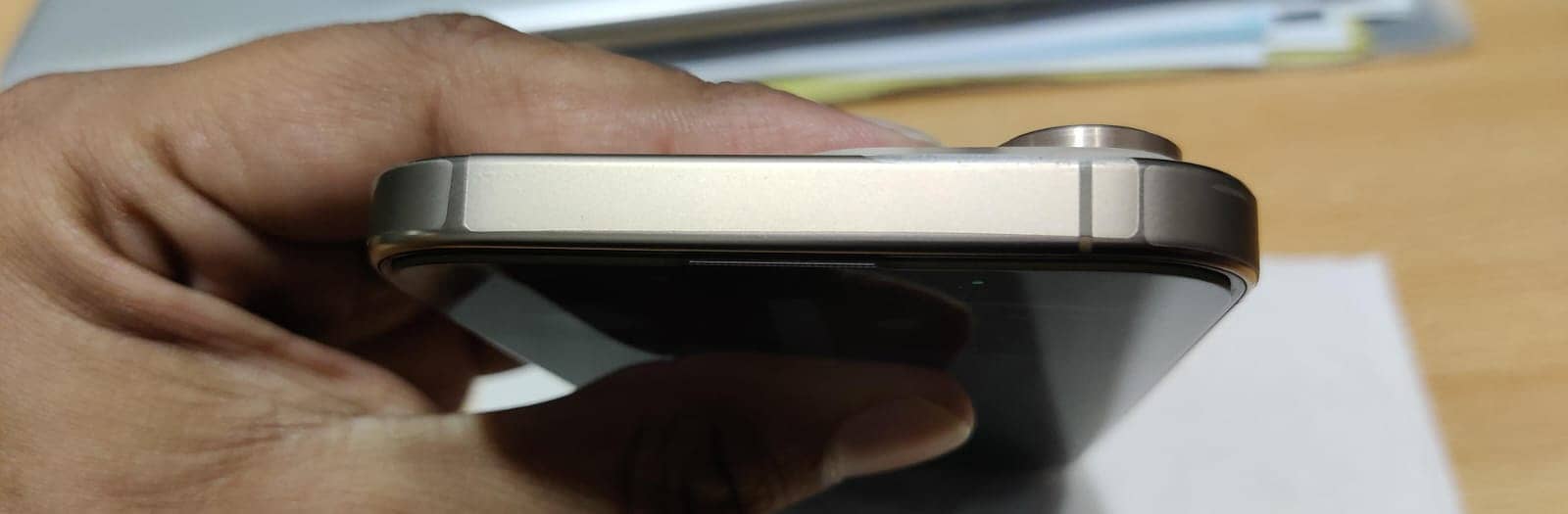 Apple iPhone 16 Pro Max 4
