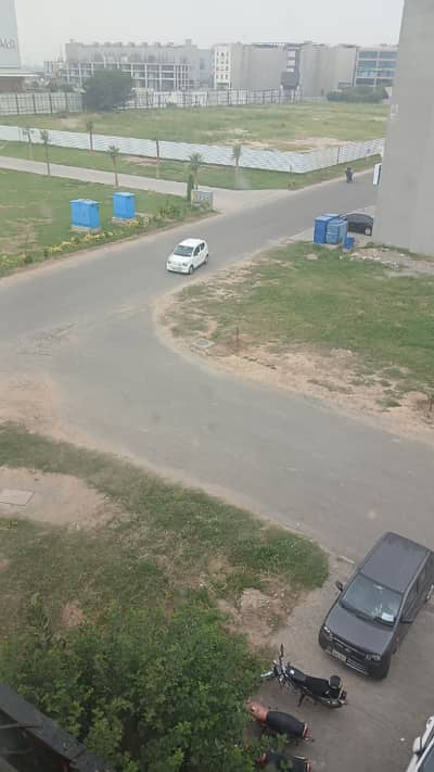 LAKE City Meadows 10 Marla G 911 PLOT Hot Location & Possession Plots Very Reasonable Price Available For Sale