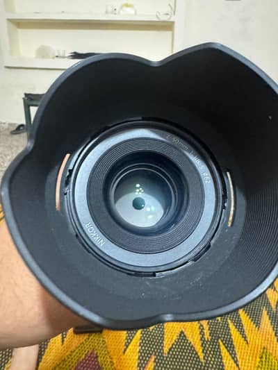 nikon 50mm 1.8s with box