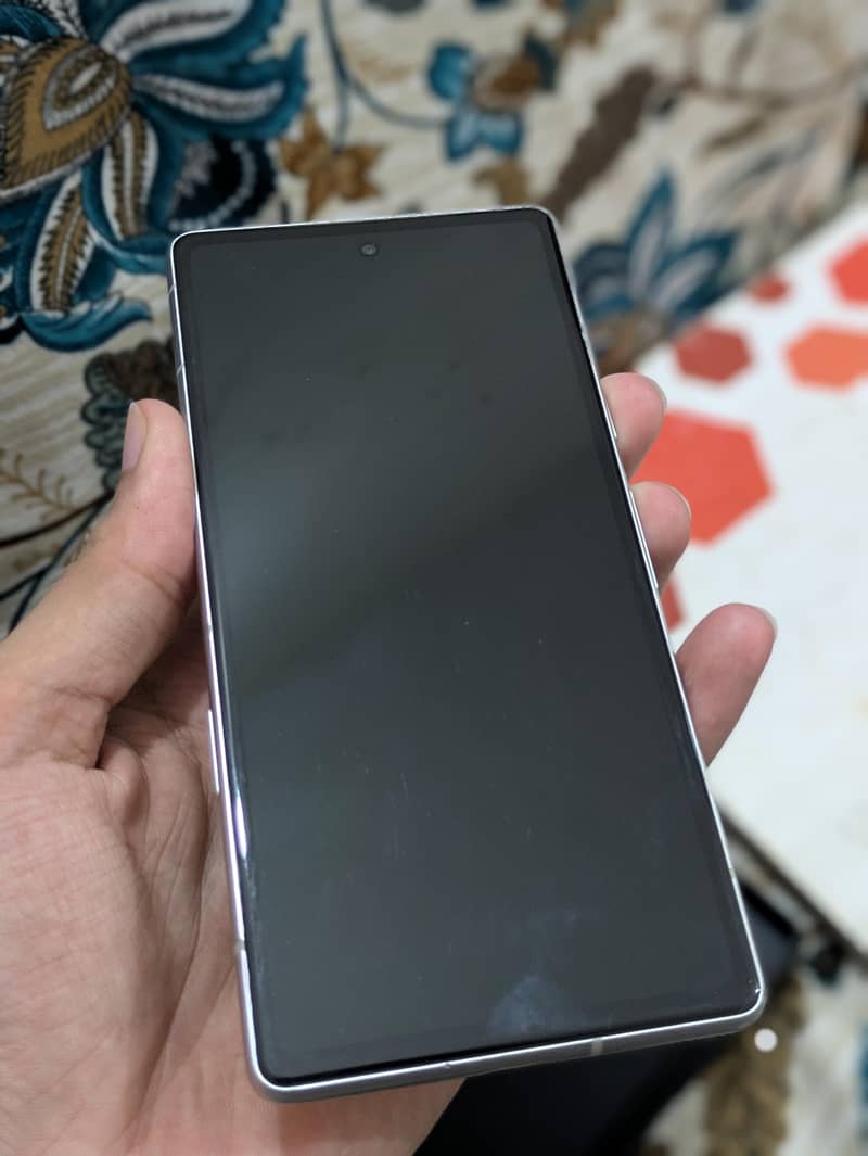 Google Pixel 7a 2