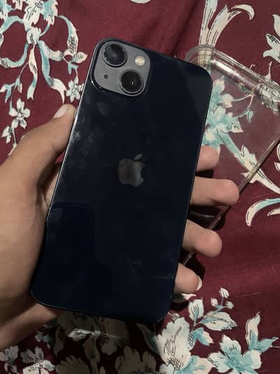 Apple iPhone 13