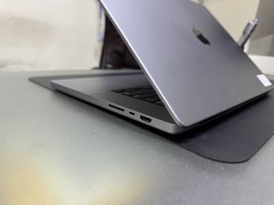 MacBook Pro 16-inch (2021) - M1 Pro/ 32GB RAM/ 512GB / 85% Bat H