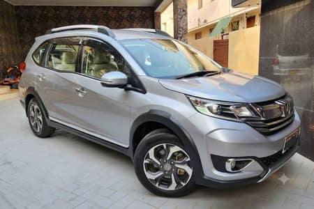 HONDA BR-V S I-VTEC 2021 FULL OPTION AUTOMATIC
