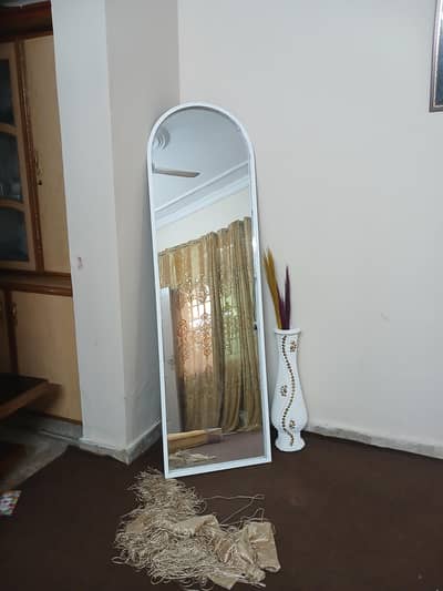 standing mirror