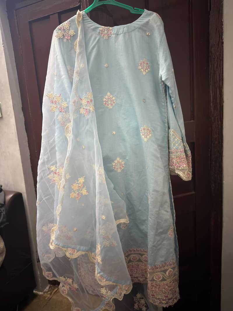dress 2