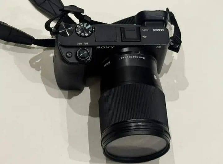 Sony a6400 camera 0