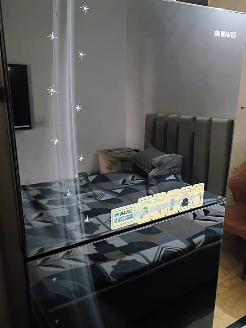 Waves Refrigerator 1