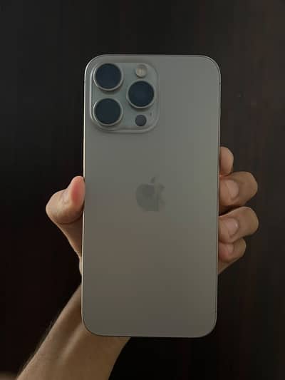 Apple iPhone 15 Pro Max jv