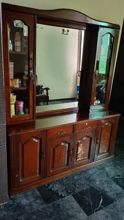 dressing table