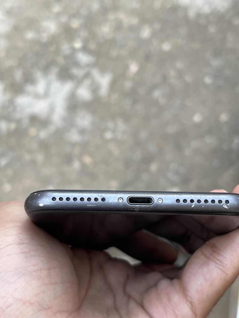 Apple iPhone 8 Plus 2