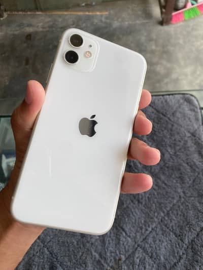 Apple iPhone 11