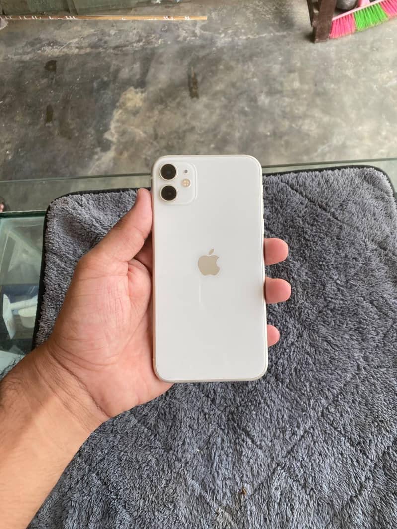 Apple iPhone 11 2