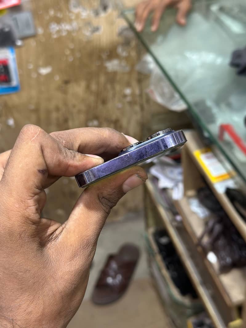 Apple iPhone 14 Pro 4