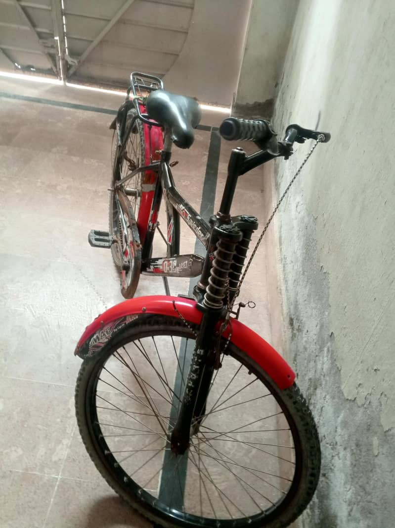 CONDITION 10/9 USED 3