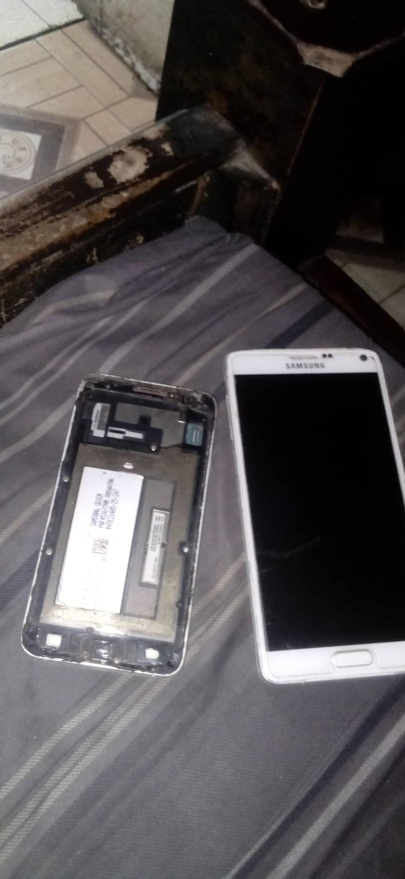Galaxy A3 And Note 4 0