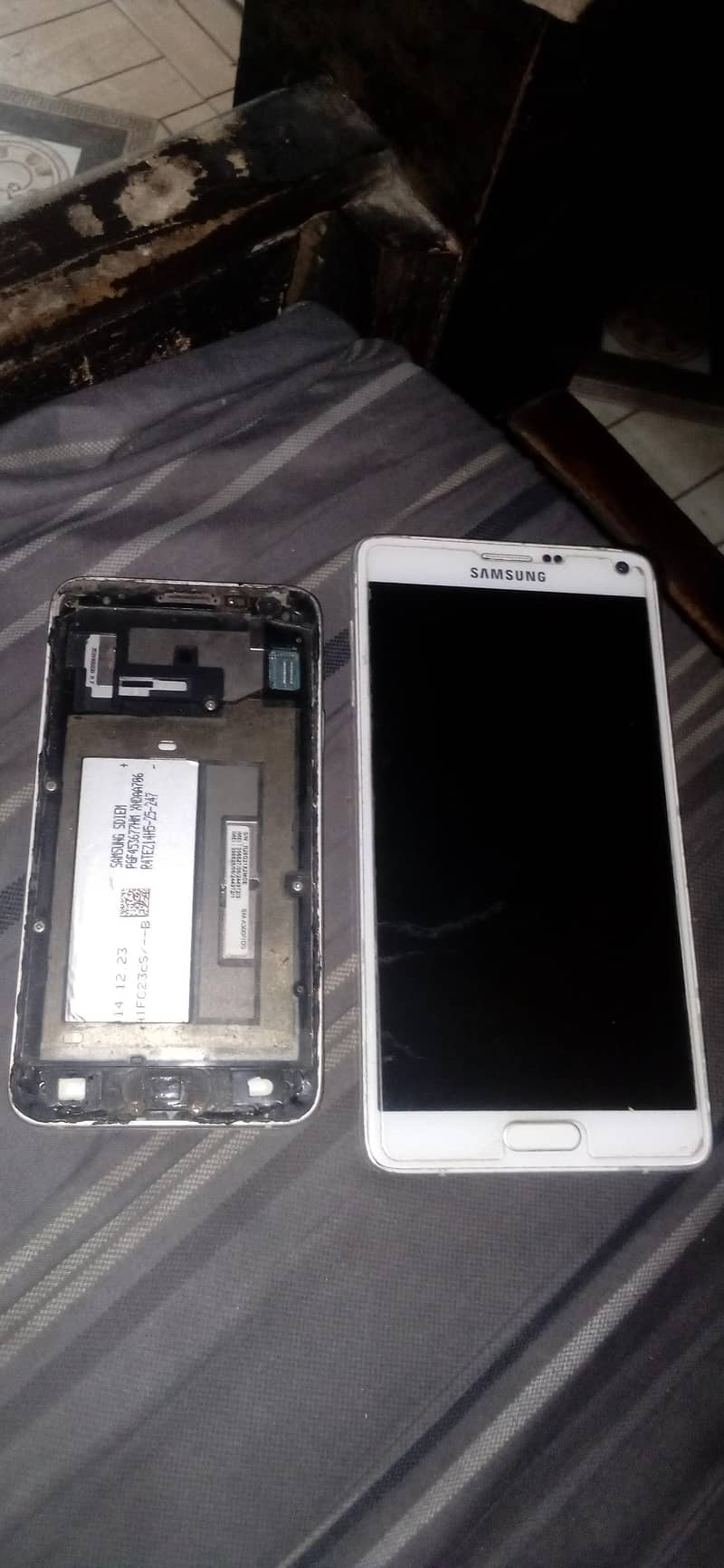 Galaxy A3 And Note 4 3