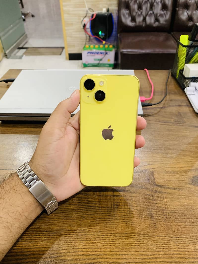 Apple iPhone 14 0