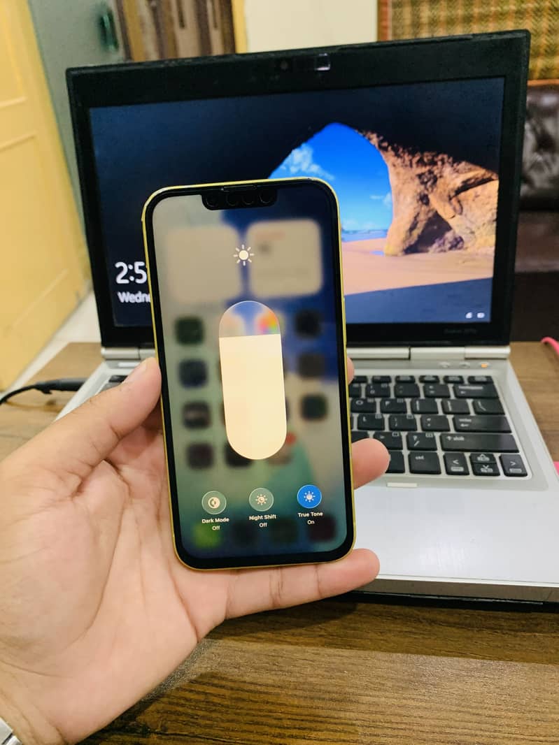 Apple iPhone 14 2